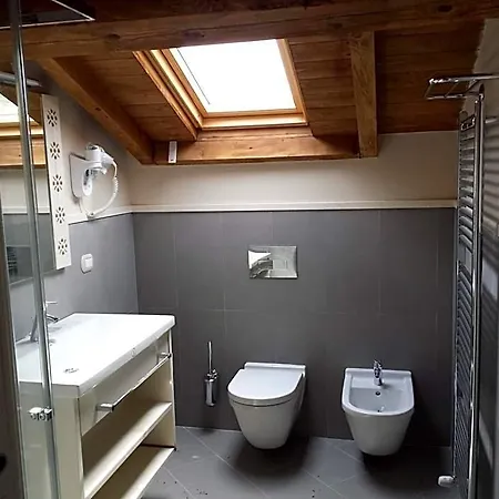 Sesmones Hotel Lodi