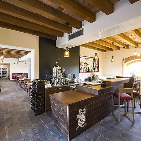 Hotel Sesmones 3*
